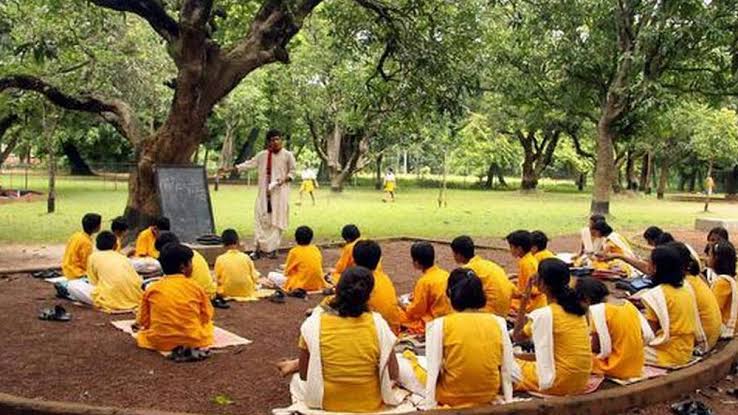 রবীন্দ্রনাথ ঠাকুরের দৃষ্টিতে ঔপনিবেশিক শিক্ষাব্যবস্থা